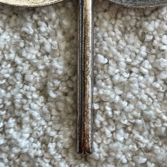 Metal dragonfly pendant. - Picture 14 of 15